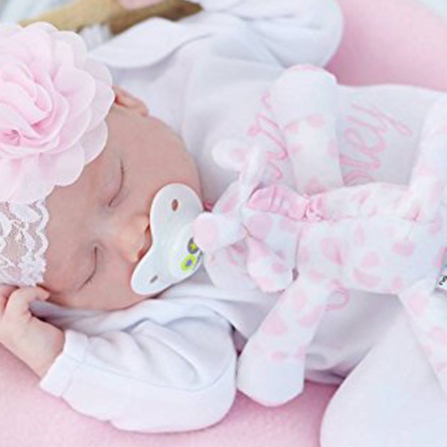 Pacifier Holder - Jaspie the Giraffe