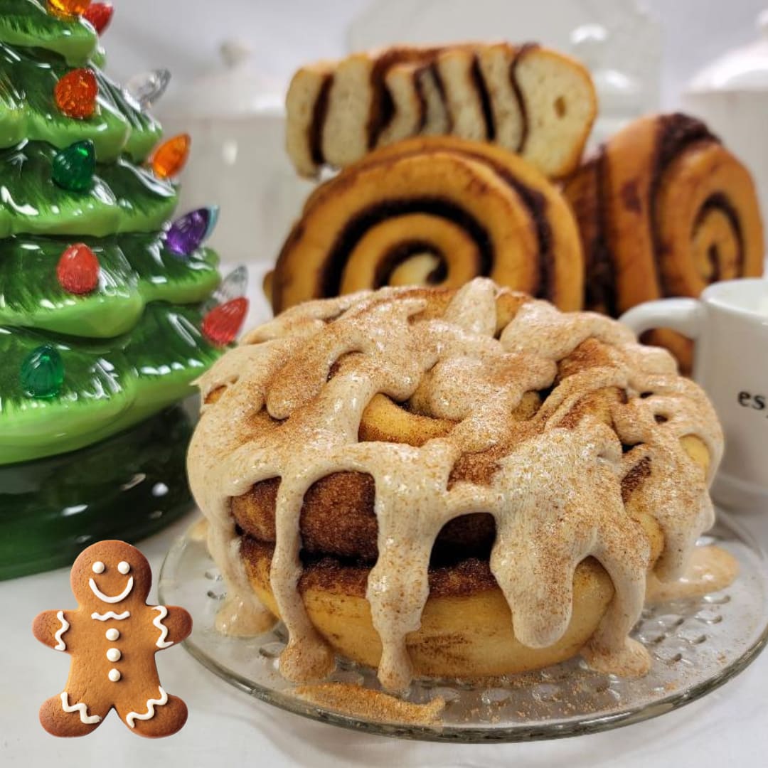 CINNAMOM Cinnamon Roll - 12oz Jumbo - Gingerbread Spice