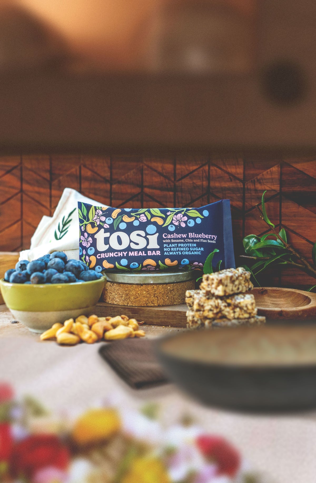 Cashew Blueberry FGC24-30688-02