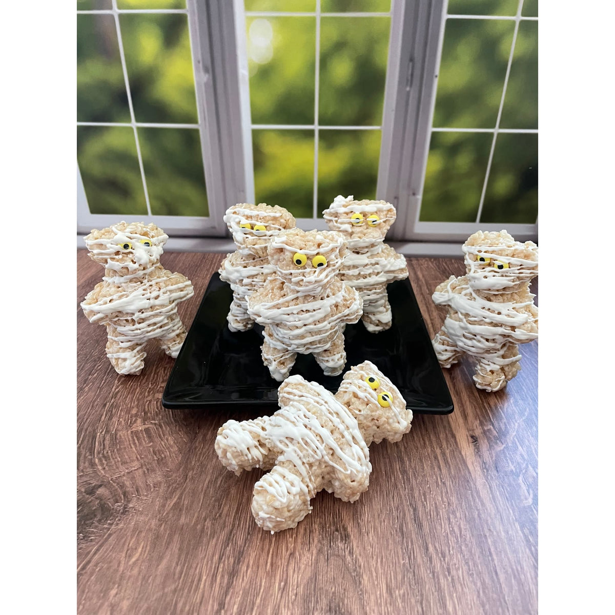 Halloween Mummy Bear Rice Crispie Treats