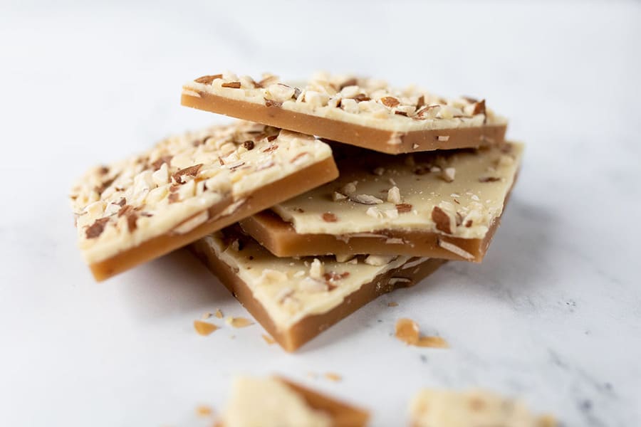 Emma's English Toffee em-bag-4oz-white