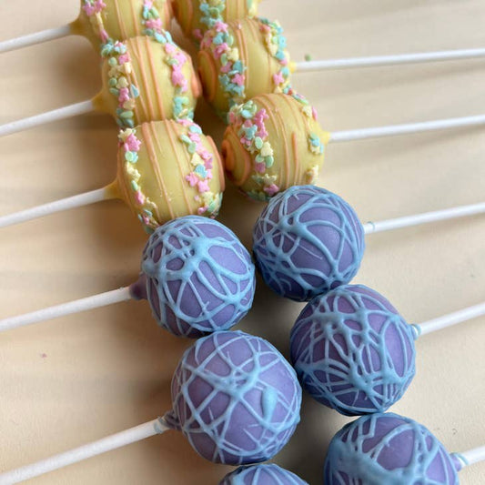 Mini Melanie Easter Cake Pops