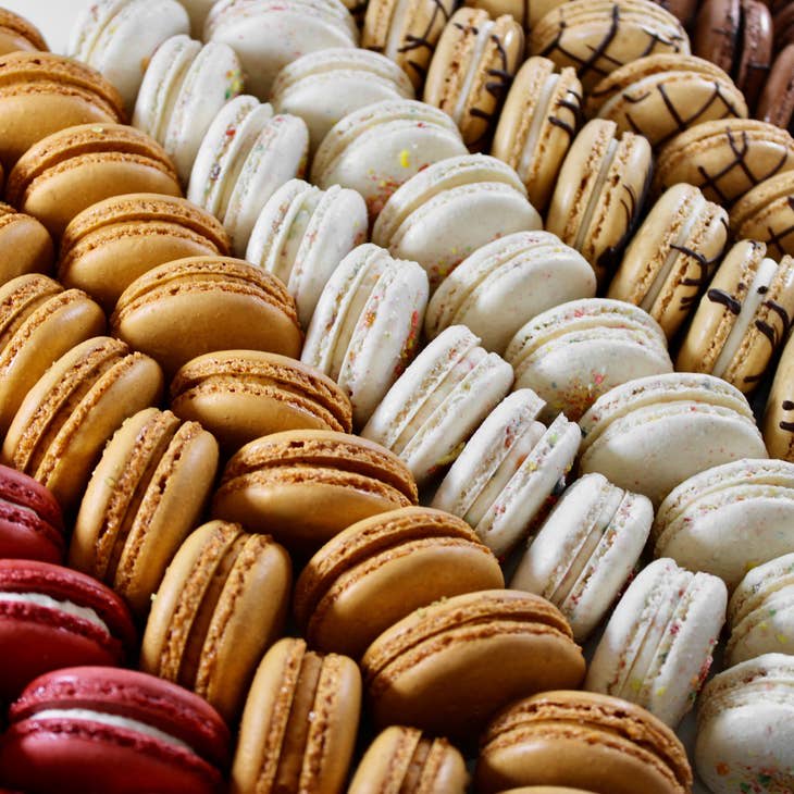 Best Sellers Bulk - 200 Bulk French Macarons MBLBS200