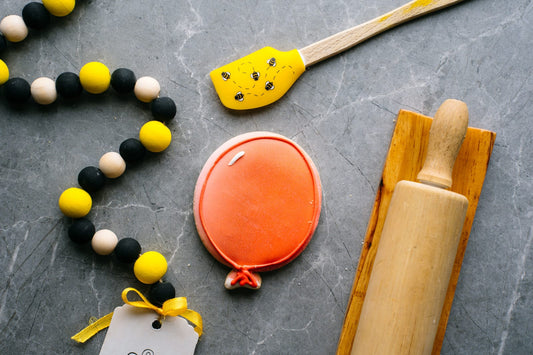 Sugar Beez Balloon Cookie - Red
